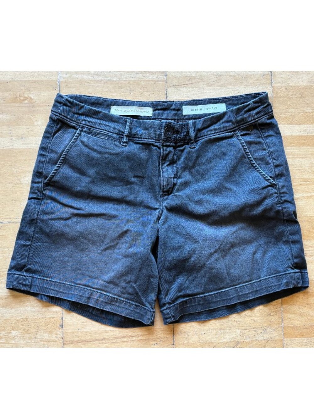 PILCRO faded black denim women's shorts 27